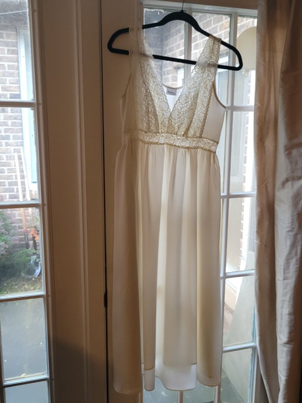 Fishers finery sz M silk and lace nightgown nwot - Picture 4 of 7